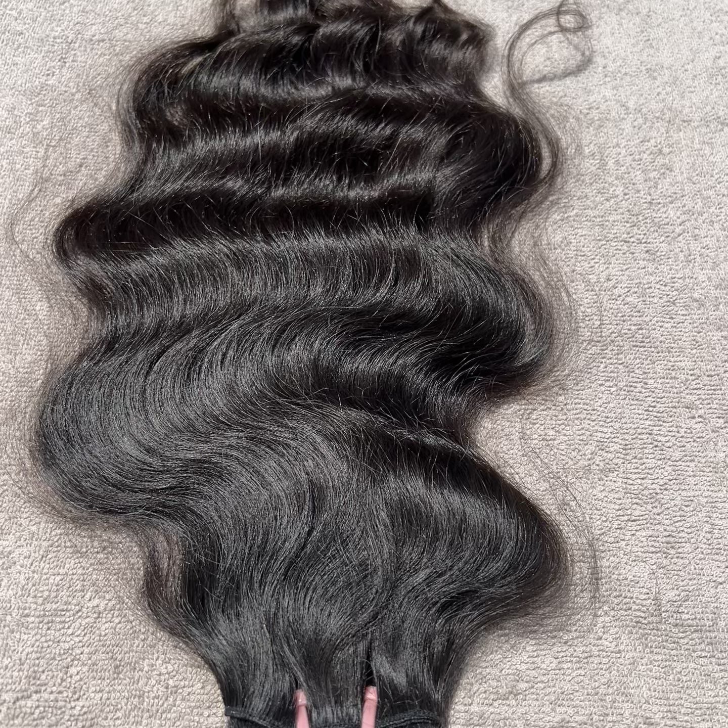 Natural Wavy Hair Machine Weft Bundles